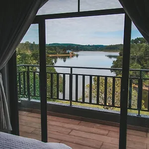  Quarto em Acomodações Particulares Paraíso Do Salto Brasil